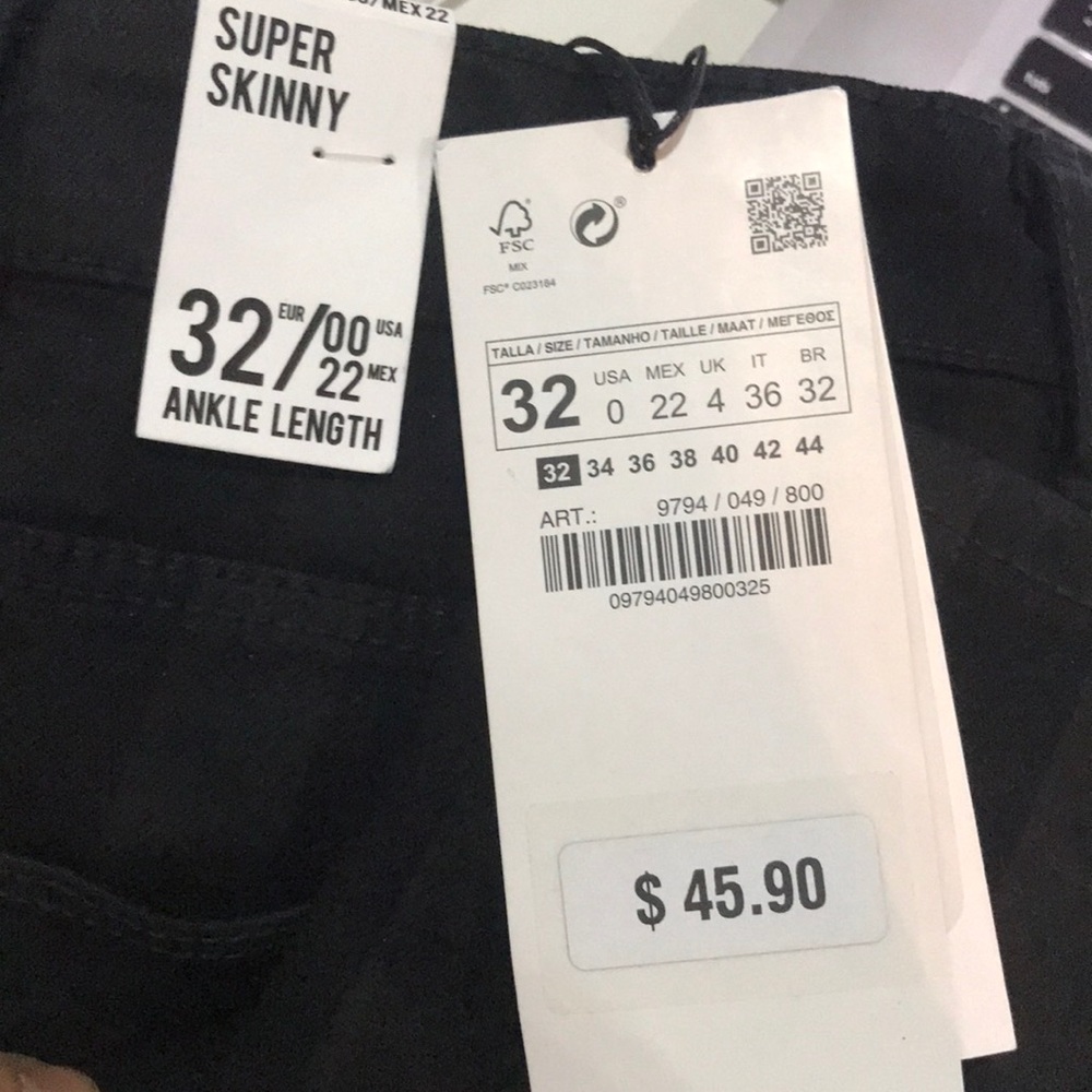 ZARA STRIPED SUPER SKINNY DISTRESSED JEANS BLACK - Picture 8 of 8